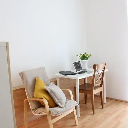 Apartment A-domo - Moderne 2 In Citynähe - Ideal Für 1 - 4 Personen - Langzeitmiete Sowie Kurzzeitmiete *