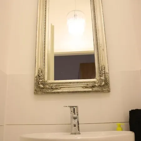 Apartment A-domo - Moderne 2 In Citynähe - Ideal Für 1 - 4 Personen - Langzeitmiete Sowie Kurzzeitmiete